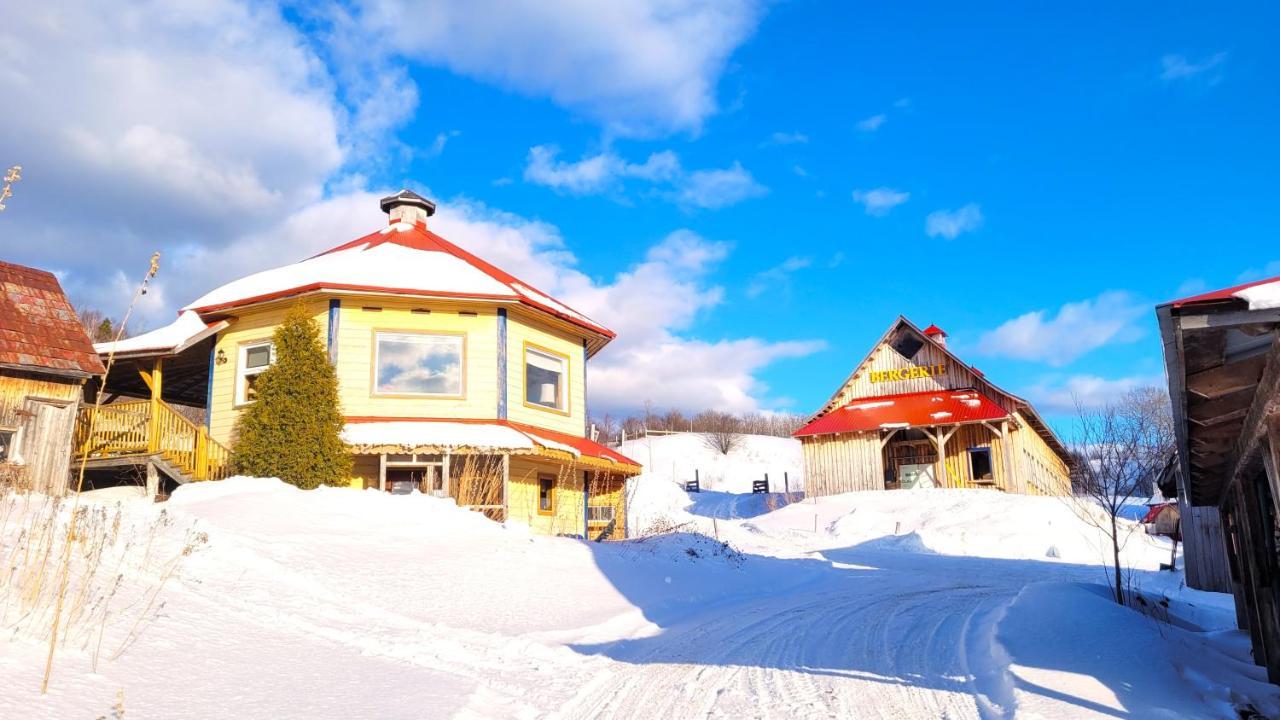 La Vieille Ferme, Ecogite Saint-Fulgence Dış mekan fotoğraf